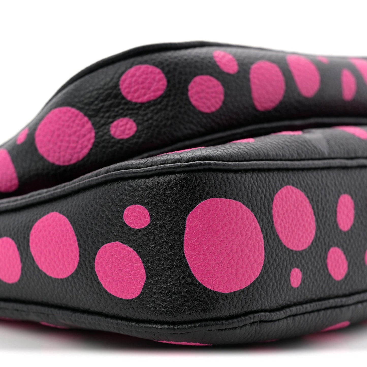 LV X YK Empreinte Multi Pochette Accessories Black Fuchsia