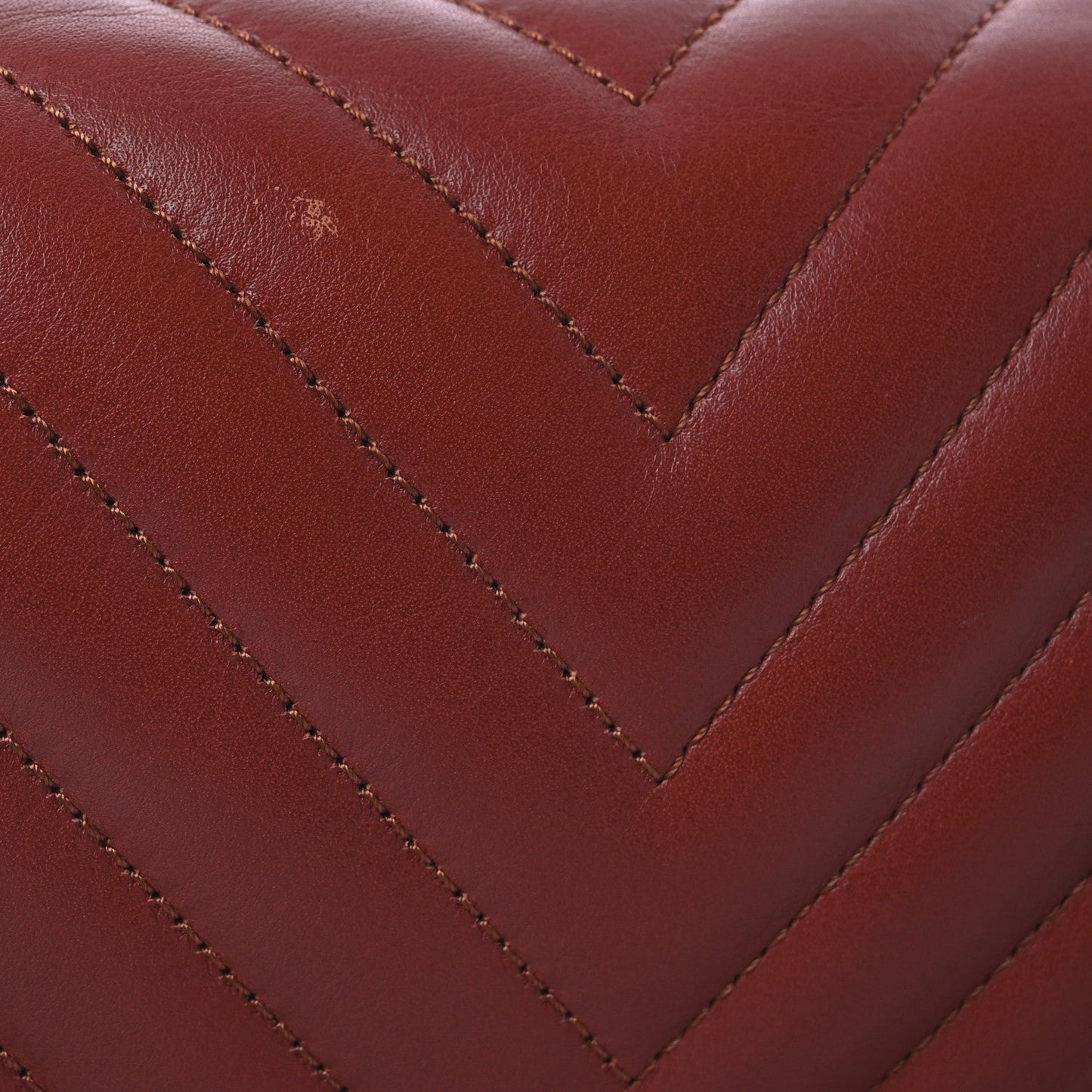 Calfskin Chevron Quilted Small Statement Flap Red