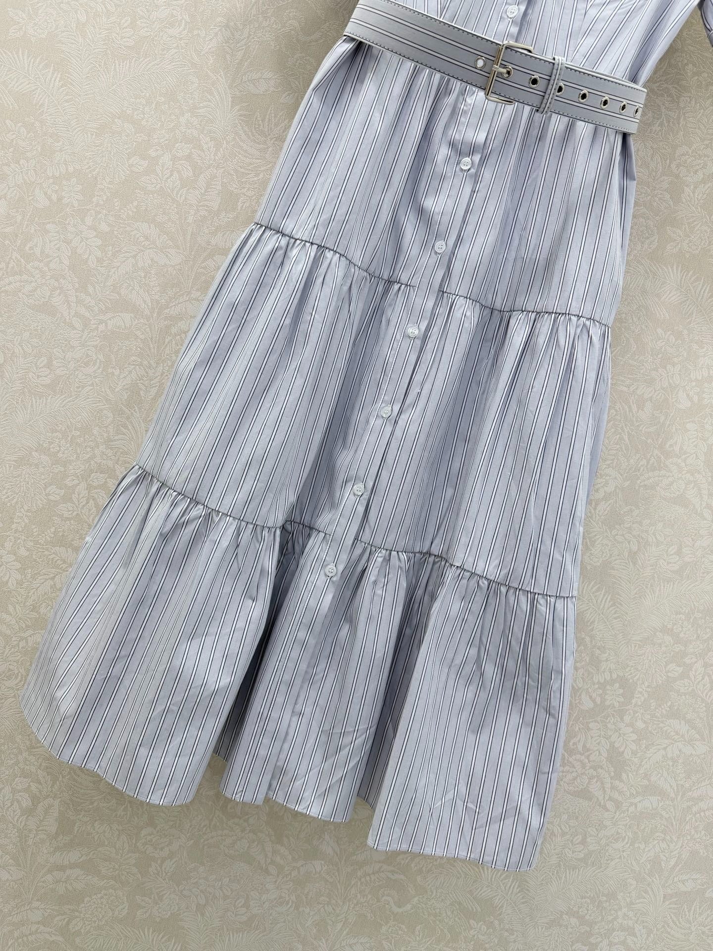 Miumiu 2026 Short-Sleeved Waist-Length Dress with Lapel Collar Blue Cotton 353015