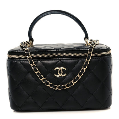 Lambskin Quilted Small Top Handle Vanity Case With Chain Black