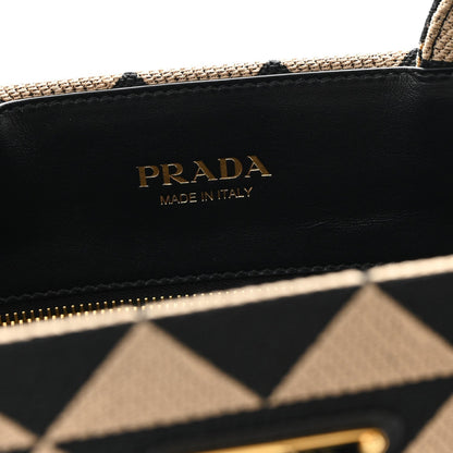 Jacquard Saffiano Triangolo Symbole Embroidered Large Tote Black Corda