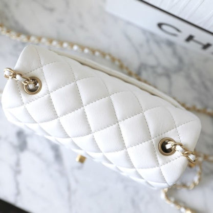 C hanel 22C CF metal ball bag (White)