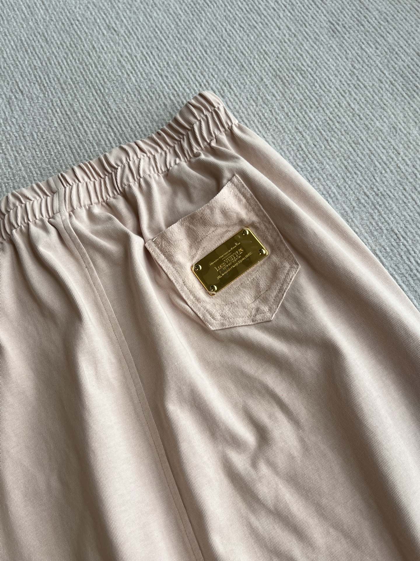 LV 25 Monogram Pocket Patch Iron Elastic Waist Set Light Pink Cotton