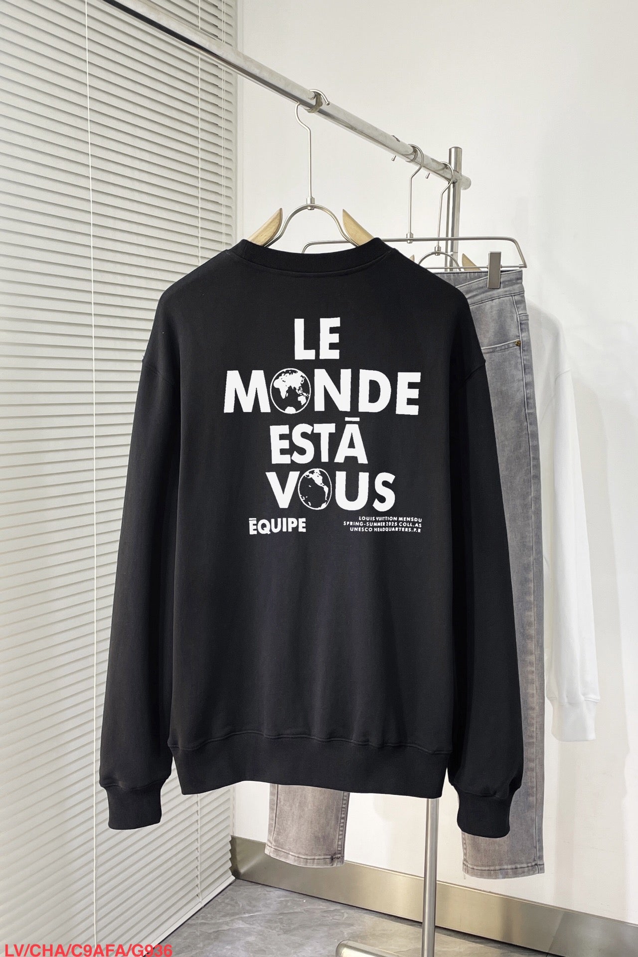 LV SWEATER BLACK COTTON FABRIC 239600