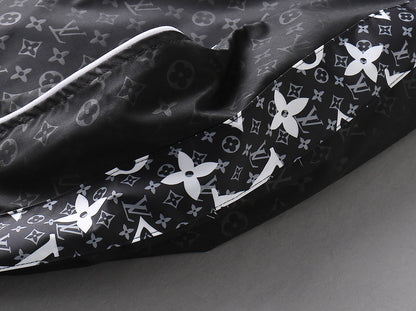 LV HOODED JACKET BLACK MIX WHITE MONOGRAM 239001