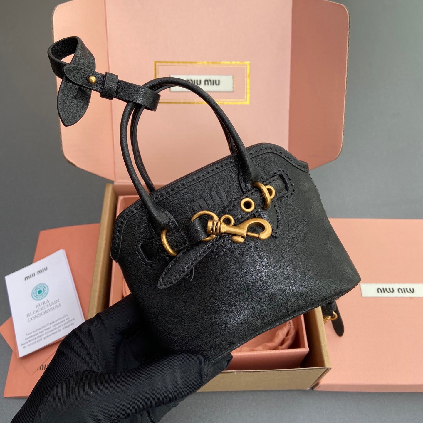 Miu 12.5 Aventure Nappa Leather Bag Black 240397